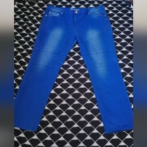 ARGONAUT BLUE WITH DELIBERATE FADING. STRETCH. SIZE 40/32